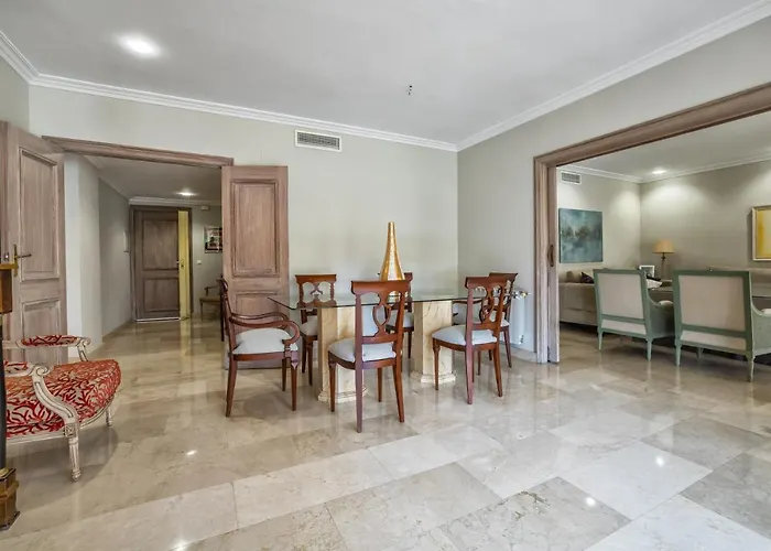 Apartamento Los Tilos & Parking & Piscina