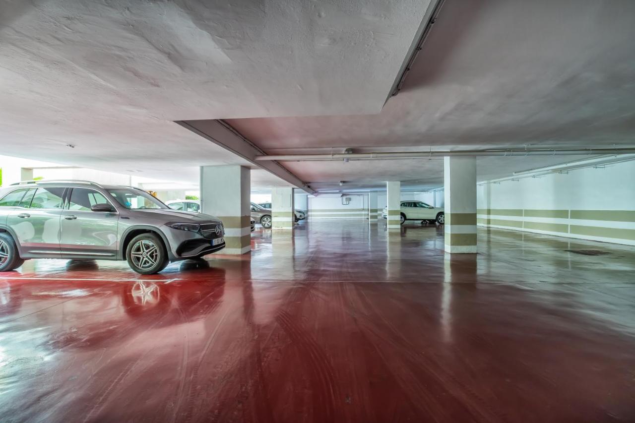 Tilos & Parking & Piscina Appartement